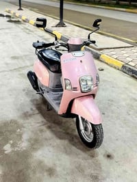 ماكس بوليس 2008  كابريتر ، داخل رصاصي كفرات أصلي ختم واحد مكينه مامفتو...