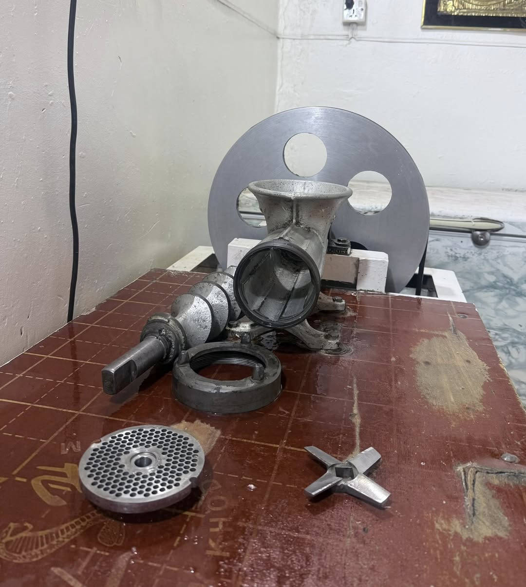 مكينة ثرم حجم 32 للبيع 350 مكاني بغداد ***********
