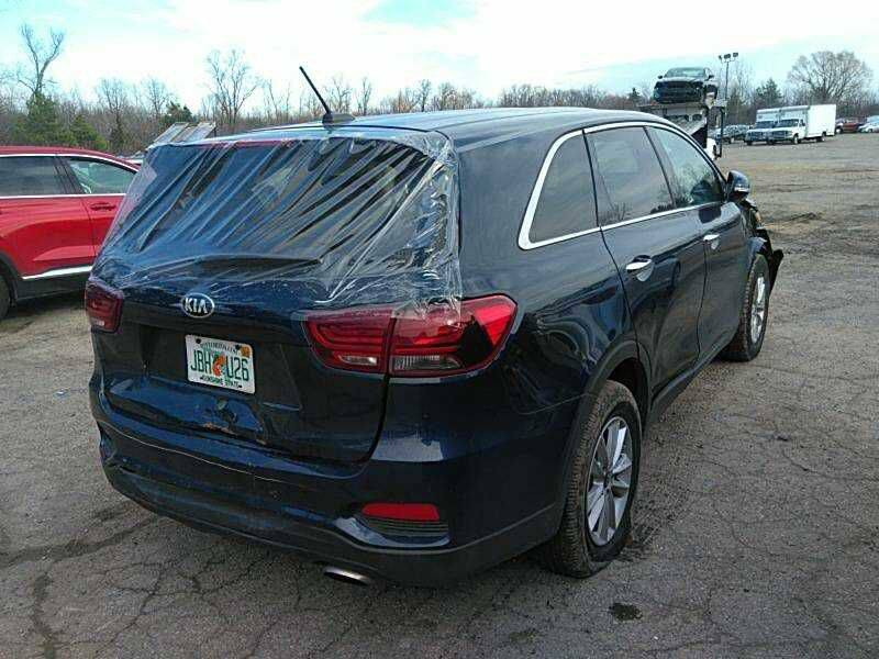 سلام عليكم سورنتو 2019حره تحويل ثاني يوم رقم بغداد وارد مريكي جاملغ وباب مواصفات  كشن كهربايي  7راكب 6سلندر 3قطع تبريد كأمره دوار شاشه كبيره أشاير بل مري حساسات خلفيه ماشيه 100 مكان سياره الناصريه السعر 185وبيه مجال جاهزه الخير مكينه كير تبريد حداده 

الرقم***********
