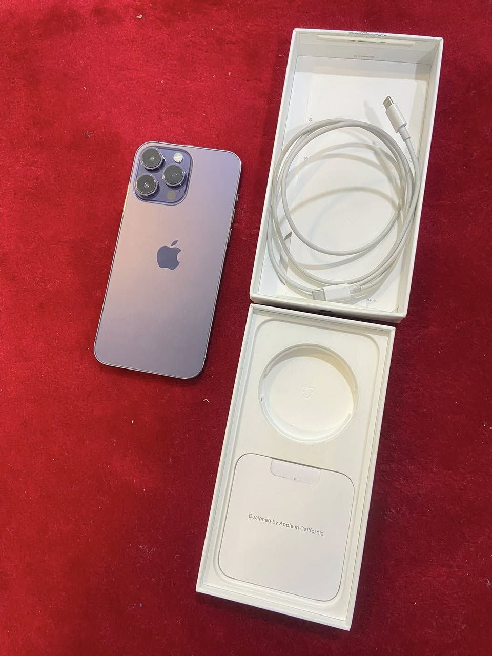 سلام عليكم آيفون 14 برو ماكس ذاكره 256 بطاريه 88تقره بل حاسبه 92 الجهاز. ماستر شرق اوسط مكفول كفاله عامه كامل ملحقات السعر ٩٦٠ ألف  ***********
