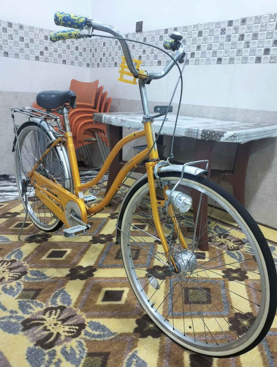 للبيع فقط لون مميز حجم 26
رقم الهاتف ***********
