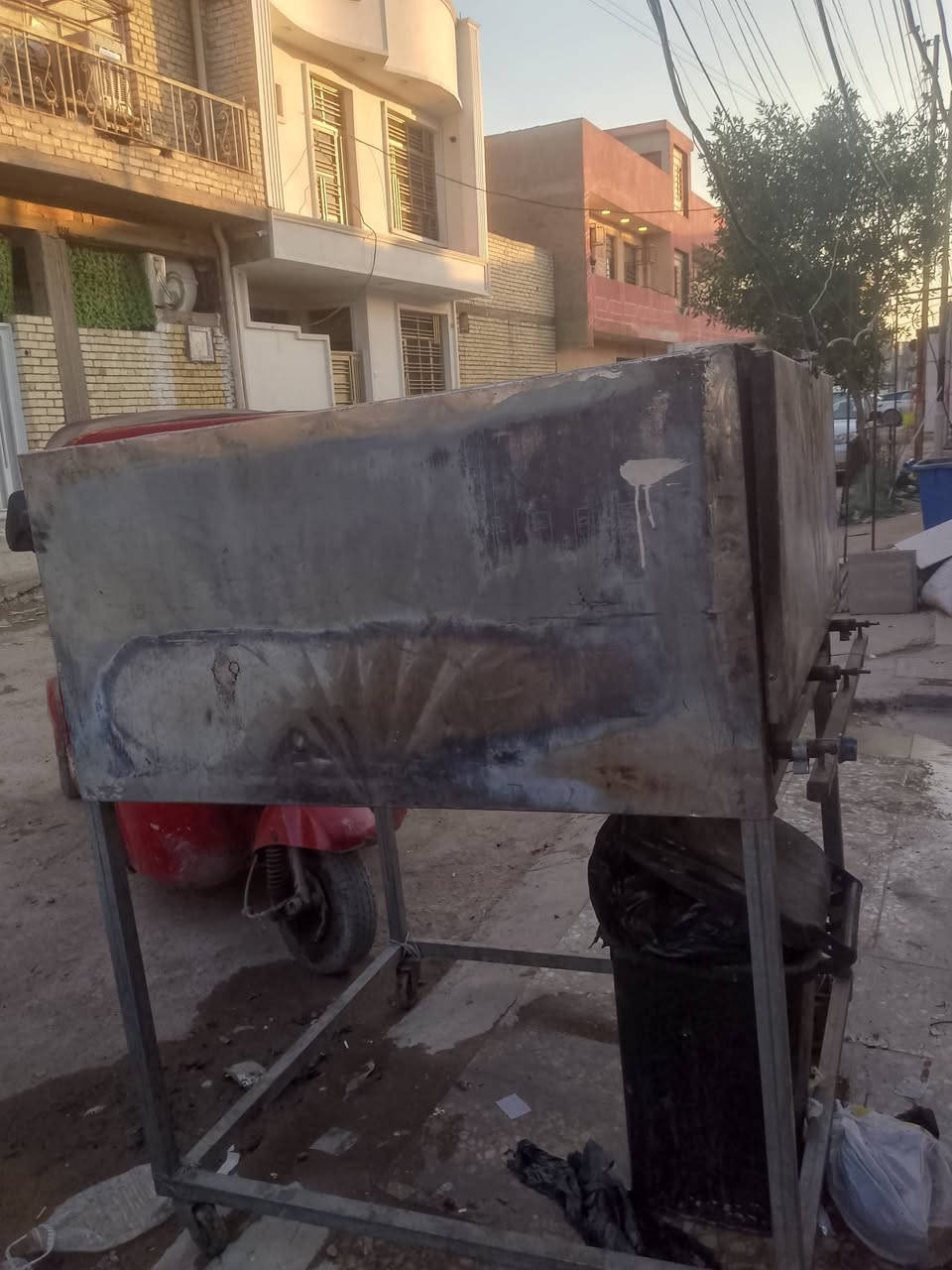 فرن لحم بعجين البيع 250
وعندي عجانه البيع 250وعندي مال فنكر سلاستيل 150
التواصل على هاذا الرقم ***********
