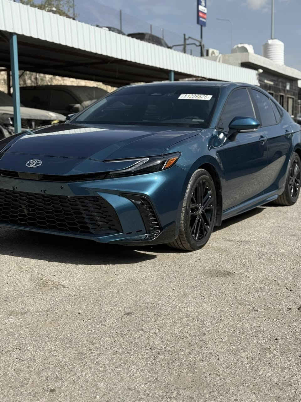 سلام عليكم
تويوتا كامري 2025 هايبرد se 

حاليا السياره بعمان 

صبغ بنيد فقط ودعاميه 

تصليح درجه اول بدون اي نقص 

السعر واصل بغداد مرقم اربيل 235 بيها مجال بسيط 

للاستفسار 

***********

بغداد حي جامعه شركه الناجح
