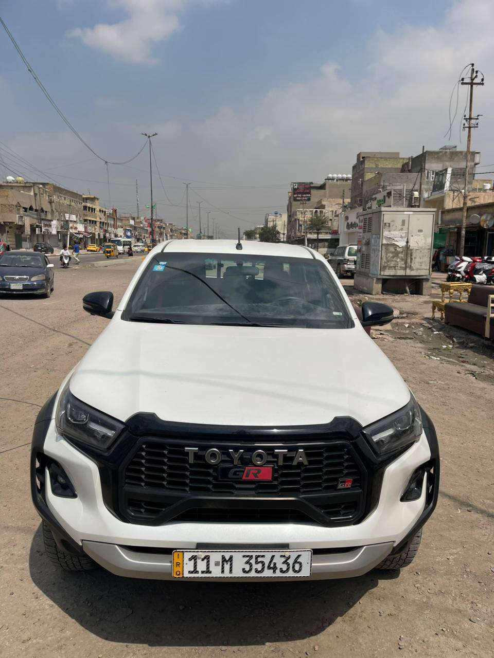 سلام عليكم جي ار للبيع سياره 2025 مكفوله كفاله عامه وبسمنه ومعروفه مواصفاتها وسعرها 450 يعني اربع شدات وخمسين وخابرني وتدلل /***********
