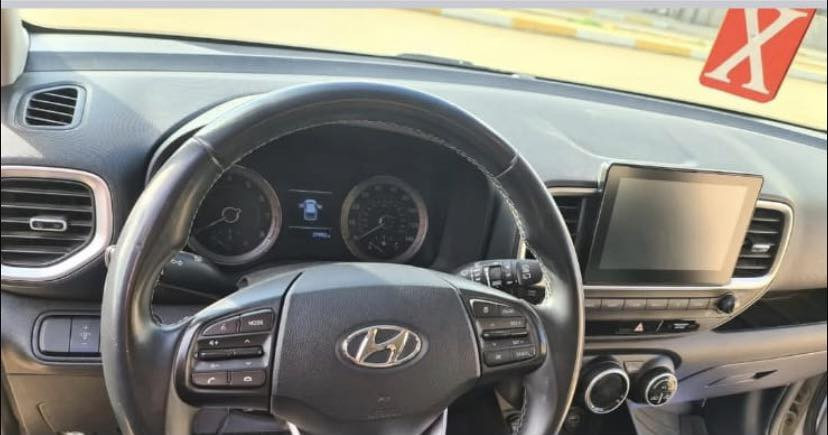 فينو 2021 حادث فقط دعاميه اماميه رقم بغداد مواصفات تحديد مسار تنبيه عند الخروج من المسار حساسات رادار امامي خلفي وجانبي 3 وضعيات قياده محرك 16 دبل نوزل المرغوب مابيها لاصبغ ولابارد حداديه جديده تخم تاير جديد سعرها 135 بيها مجال بسيط حك الجيه مكان السياره سامراء 
***********. مامتواجد ع الفيس والمشراي لايتصل
