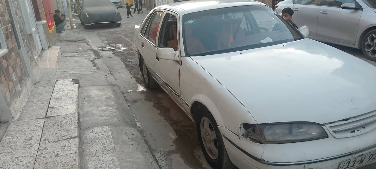 السلام عليكم برنس للبيع مديل 1997
سياره جاهزه بس نقص بطاين الكدام مكينه كير شغالات السعر 28وبيه مجال 

***********
