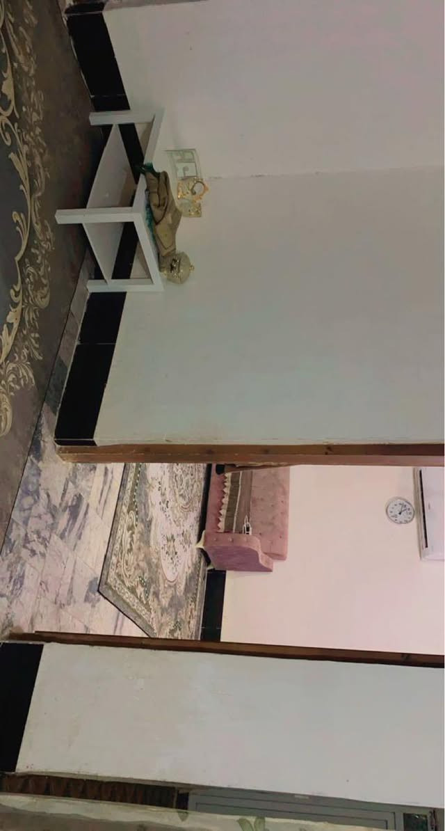 سلام عليكم بيت للبيع مع دونمين بغداد ابو غريب شيحه غريبه على مركز عكركوف قرب مزارع شاليهات عشره مناصير مساحه بيت 250 بيت سكني بي كافه الخدامات سعر بيت 70 مليون   وسعر دونم 60 مليون
للتصال ***********
