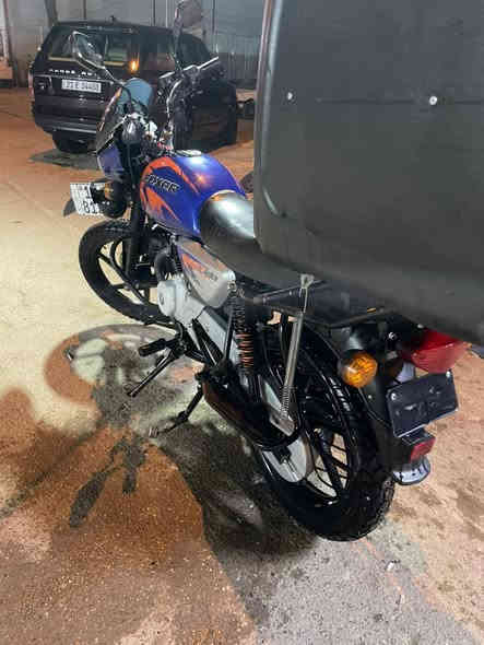 بوكسر للبيع موديل 2023مرقم رقم انكليزي وبااسمي تحويل ثاني يوم الدراجه كامله من كل النواحي علئ ؤظع الشركه بس بدايه تبخير وبيها صوت بلنمره الثالثه فقط فقط
عنواني بغداد الاعضمية السعر مليونين و٥٠٠ وبيها مجال بسيط حك الجية للاستفسار الاتصال على الرقم
***********
