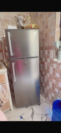 ثلاجه • مستعمله • تخبل