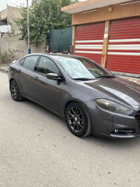 دوج دارت سيارة  موديل 2015  مواصفاتها جامات كهربائه  مري كهربائه وتدفئ...