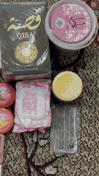 شلعة مكياج بيهن شي ان وبيهن ماركات مختلفه شلعه حلوة ومتكاملة من كلشي ع...