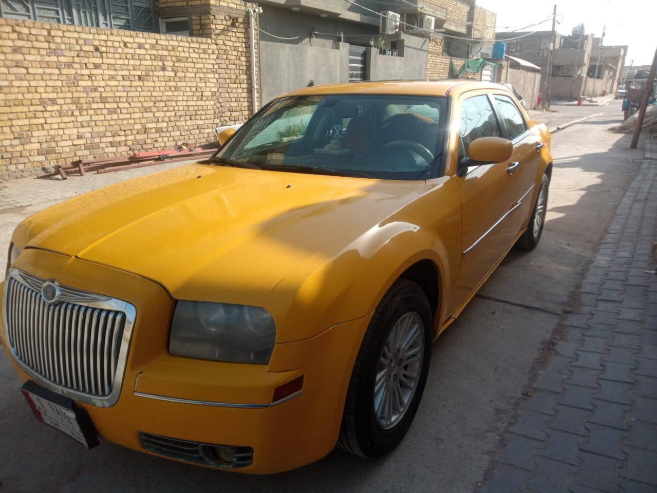 السلام عليكم .أوباما موديل 2010 اصل ..مكفولة من الحادث...مكينه .كير .اكسن..خير من الله ..حدادية جديدة .تخم تاير جديد .منظومه تبريد وتدفئة جديدة .كهربائيات السيارة كلها شغالة..سيارة جاهزة على بمعنى الكلمة..خطها كوت بغداد ...بيع مستعجل كلش ..السعر 108 وبيه مجال .... مكان السيارة كوت  .... إتصال ***********
مكلف بالنشر
