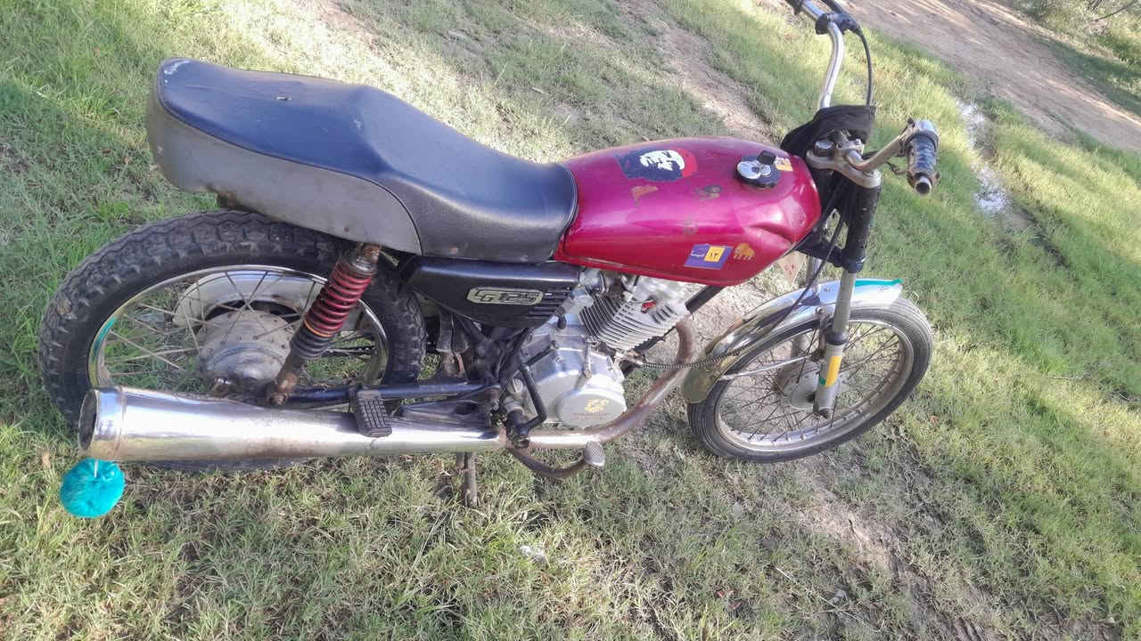 سلام عليكم دراجه البيع نضيفه بيه محرك نضيف شاصي نضيف دراجه حلوه بدون اوراق سعر خاص رقم ***********
