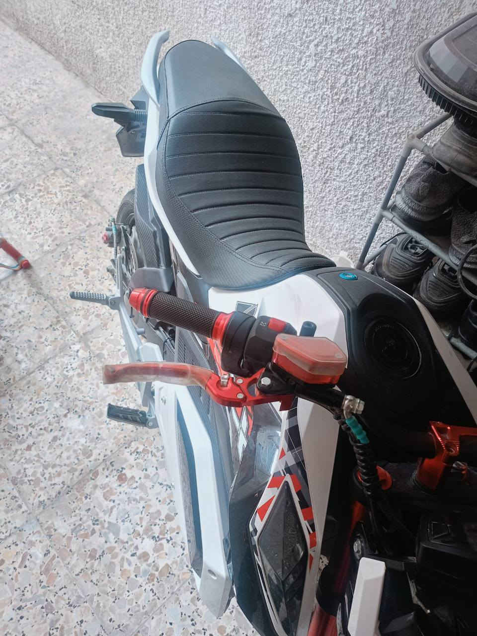 سلام عليكم هاي دراجه للبيع سرعتها ٨٠ شحن بطاريتها ٨٣ دراجه حلوه ونضيفه سعرها مليون ونص وبيها مجال بس للشراي


**إذا كنت صاحب هذا الإعلان وتريد حذفه لأي سبب، رجاءا أرسل رسالة إلى الدعم الفني**