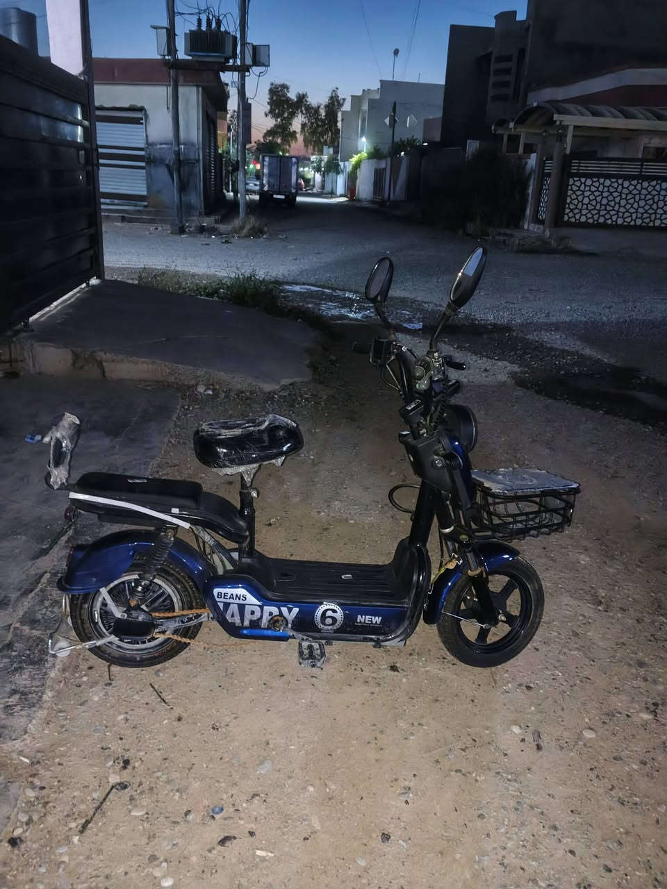 سلام عليكم درجة شحن للبيع كلشي مابي بطارية جديده حجم الباسيكل 14سعر البايسكل 195قفل العنوان كركوك حي الواسطي مقابيل بانزين خانه مال واسطي رقم الهاتف ***********

