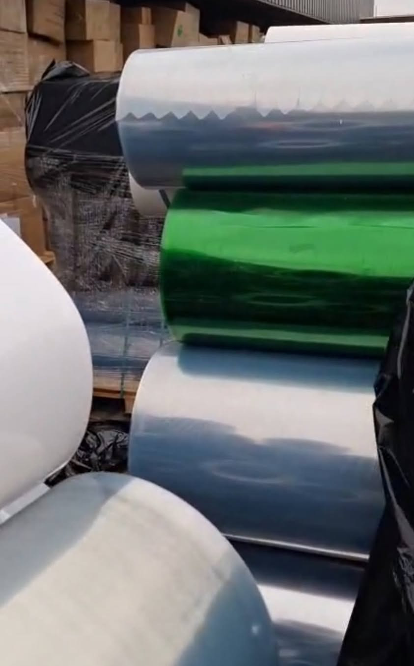 مباشرة من #مباشرة من المانيا🇩🇪
#متوفر_رولات_بلاستيك_60_طن_3_كونتينر 40 قدم
 #PVC 
#PVDC
#صناعة_ألمانية.
##تعديل ألسعر 500 دولار شامل الشحن.
#ألسعر 350 يورو للطن الواحد من أرضه. 
#سماكات_مختلفةوألوان_عديدة شفاف وملون.

#نوفرخدمة الشحن.
#للمزيد من المعلومات، تواصل مع لبيب سليمان في ألمانيا عبر الهاتف 00491788391739 أو واتساب 00491627613908.


**إذا كنت صاحب هذا الإعلان وتريد حذفه لأي سبب، رجاءا أرسل رسالة إلى الدعم الفني**