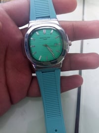 ساعة يد • مع التوصيل