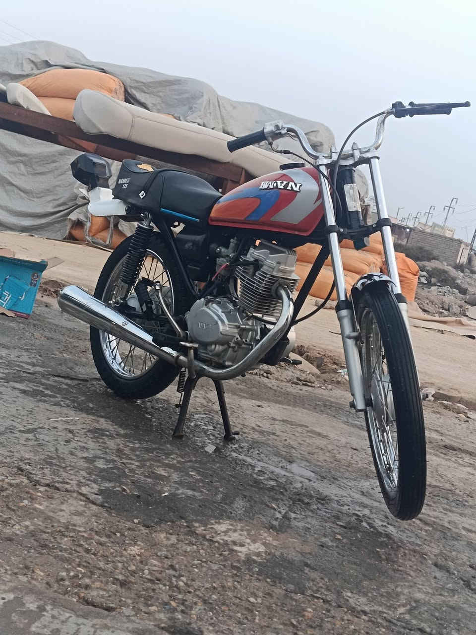 دراجه للبيع دراجه رقم وسنويه انجليزي ***********
