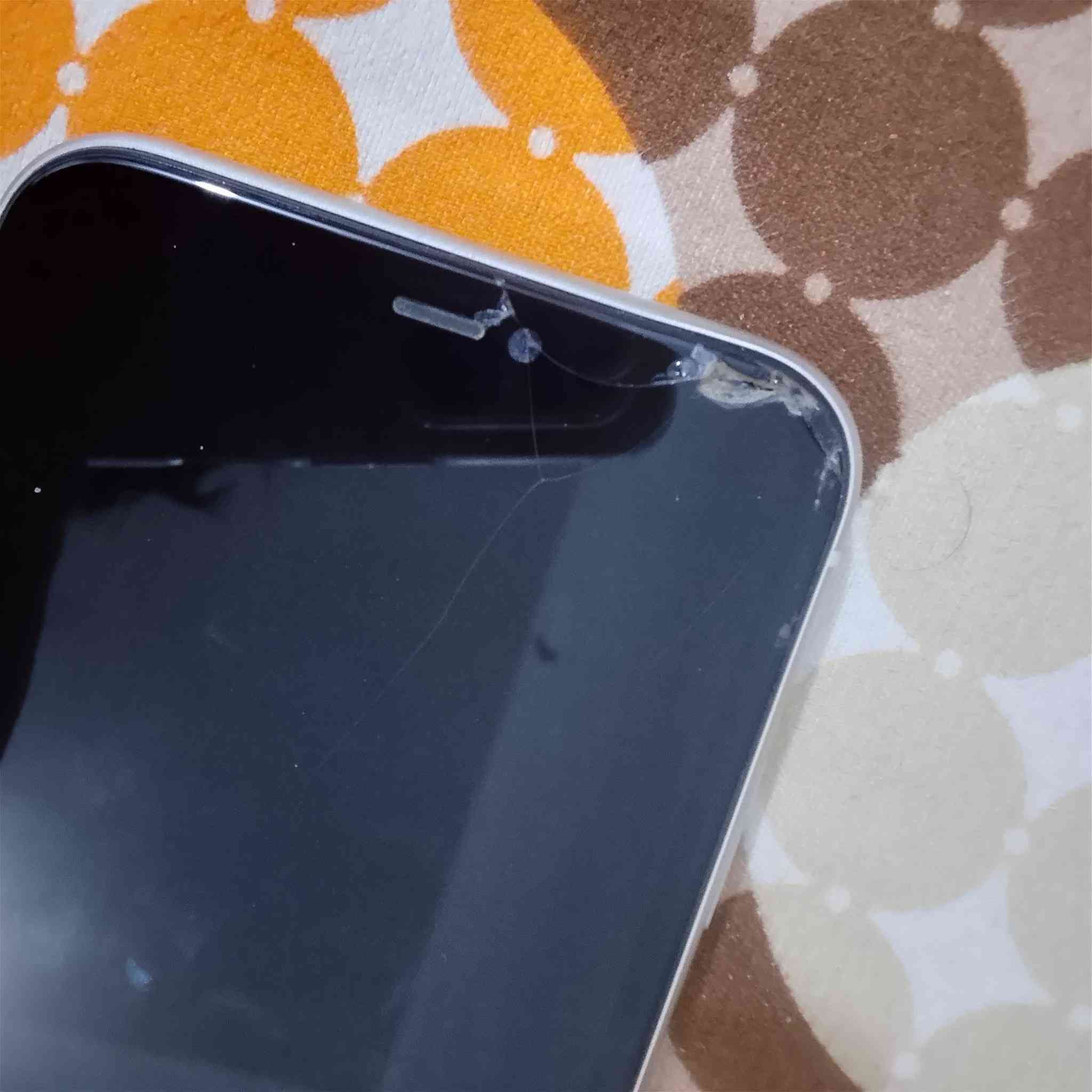 ايفون 11عادي
ذاكره 128
مبدل شاشه 3ختيارات +مكسور الكلاس
فيس ايدي واكف
بطاريه 78بلاد
نموذج  M
سعر الجهاز 165


**إذا كنت صاحب هذا الإعلان وتريد حذفه لأي سبب، رجاءا أرسل رسالة إلى الدعم الفني**