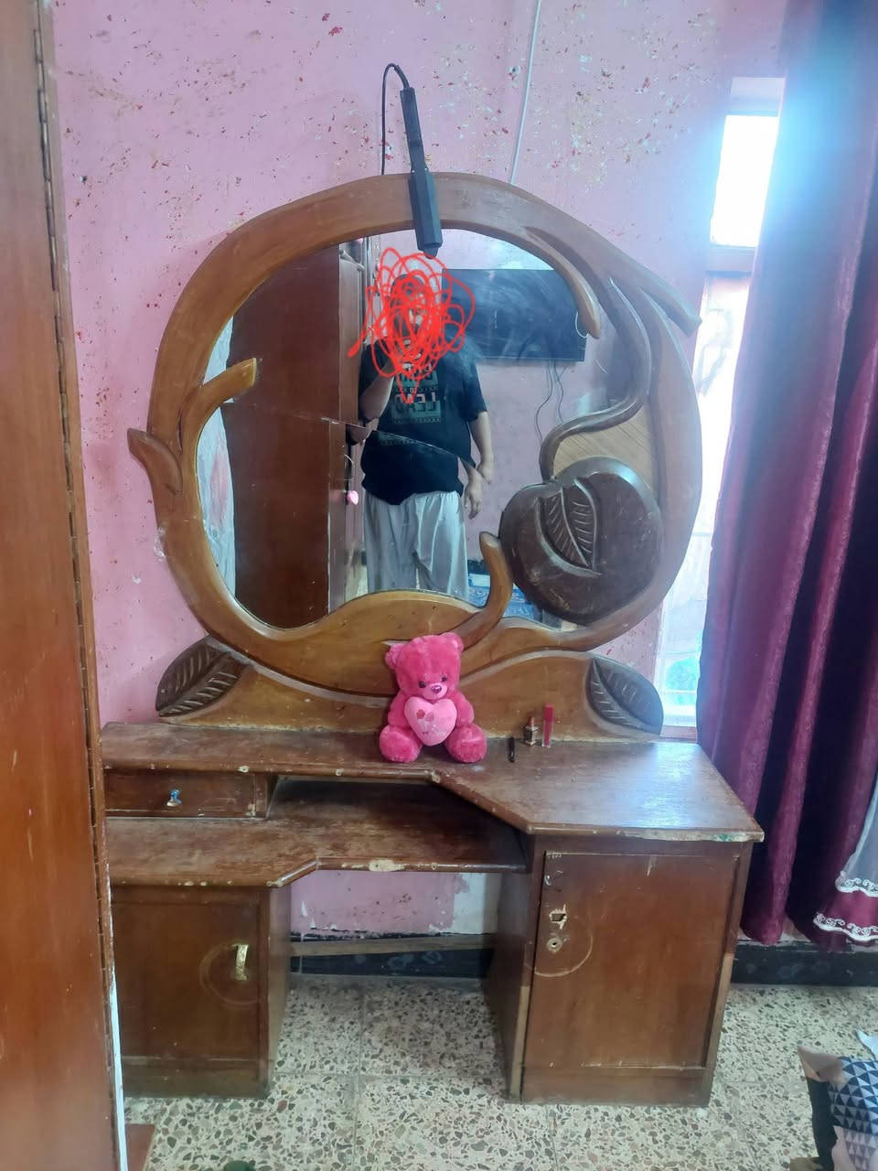 للبيع200.           بها مجال ***********
