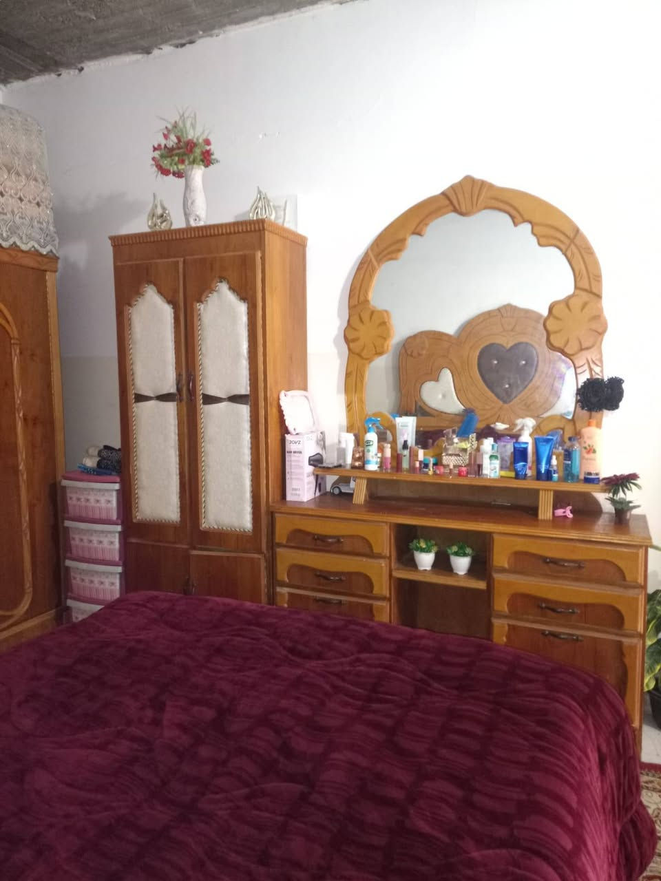 اخشاب للبيع 750 بمجال ***********
