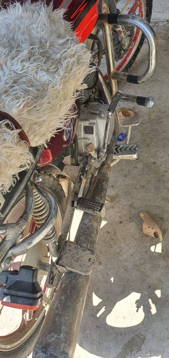 بارت يراني للبيع كهرباء كلها شغاله نكره سلف ماطور نضيف ماعلي ي حجي منفيس موجود متواجد اربيل قوشتبه مجمع اليراني السعر قفل 500 .......وتساب ***********
***********
