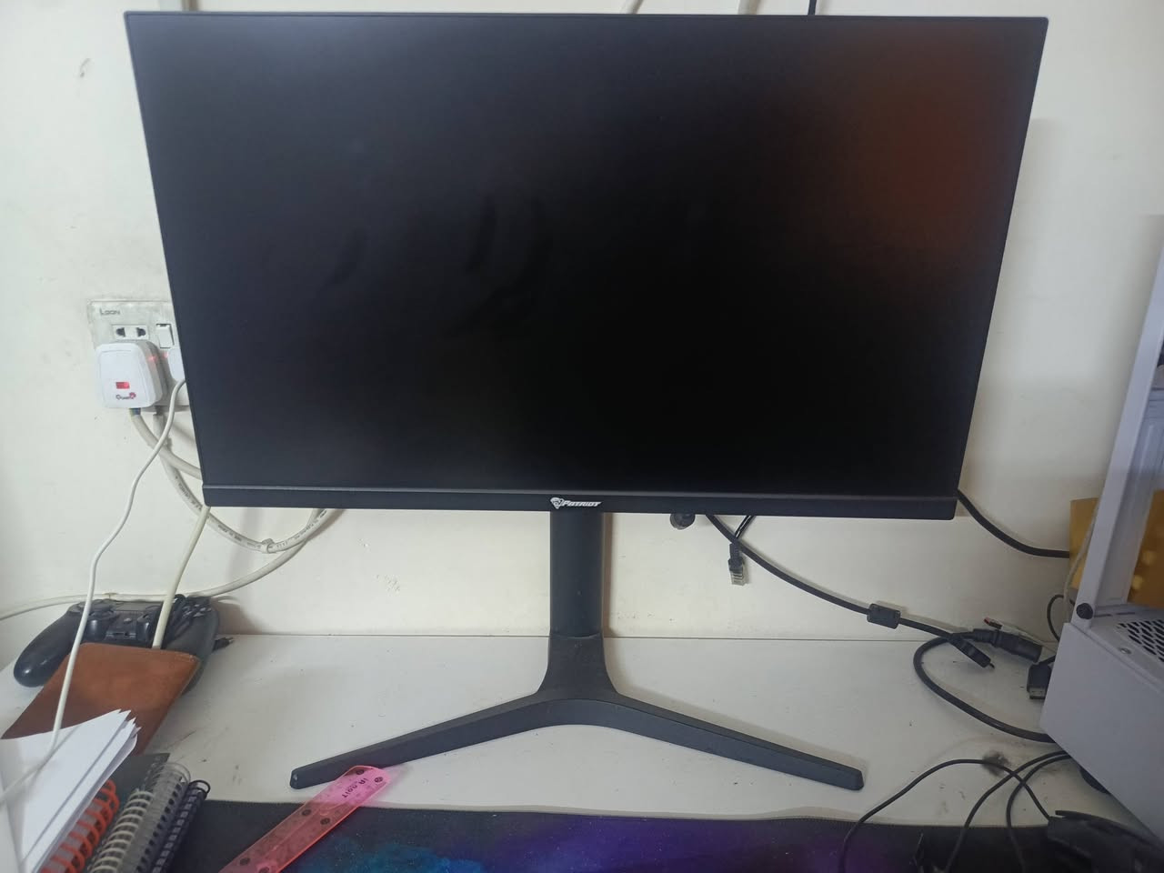 حاسبة بدون كرت كاملة للبيع
‎r5 pro 3350g كرت مدمج vega 11
‎مبرد ستوك
‎msi a520m-a pro
‎lexar 2×8 16gb 3200mhz 
‎ssd 120gb add link
‎hdd 1tb
‎case gamdias 3 fans مكسورة جامته
‎شاشه patriot 180hz fast-ips 0.5ms 24 inch مستعمله قليل
‎كيبورد ريدراكون ashe 
‎ماوس لوجتك g402
‎يو بي اس 1500va
مكاني الدورة الميكانيك السعر 550 وبي مجال
رقمي *********** موجود واتساب
