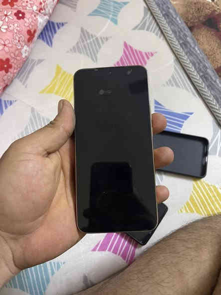 هونر x9d جديد الجهاز مستخدم أربع أيام فقط وانفطرت عندي الجامه مال كامره بس ابد ما بيهة تاثير عله الجهاز كلش جديد ومواصفات معروفه السعر ٣٢٠ ألف مكاني بغداد حي القاهره 
***********
