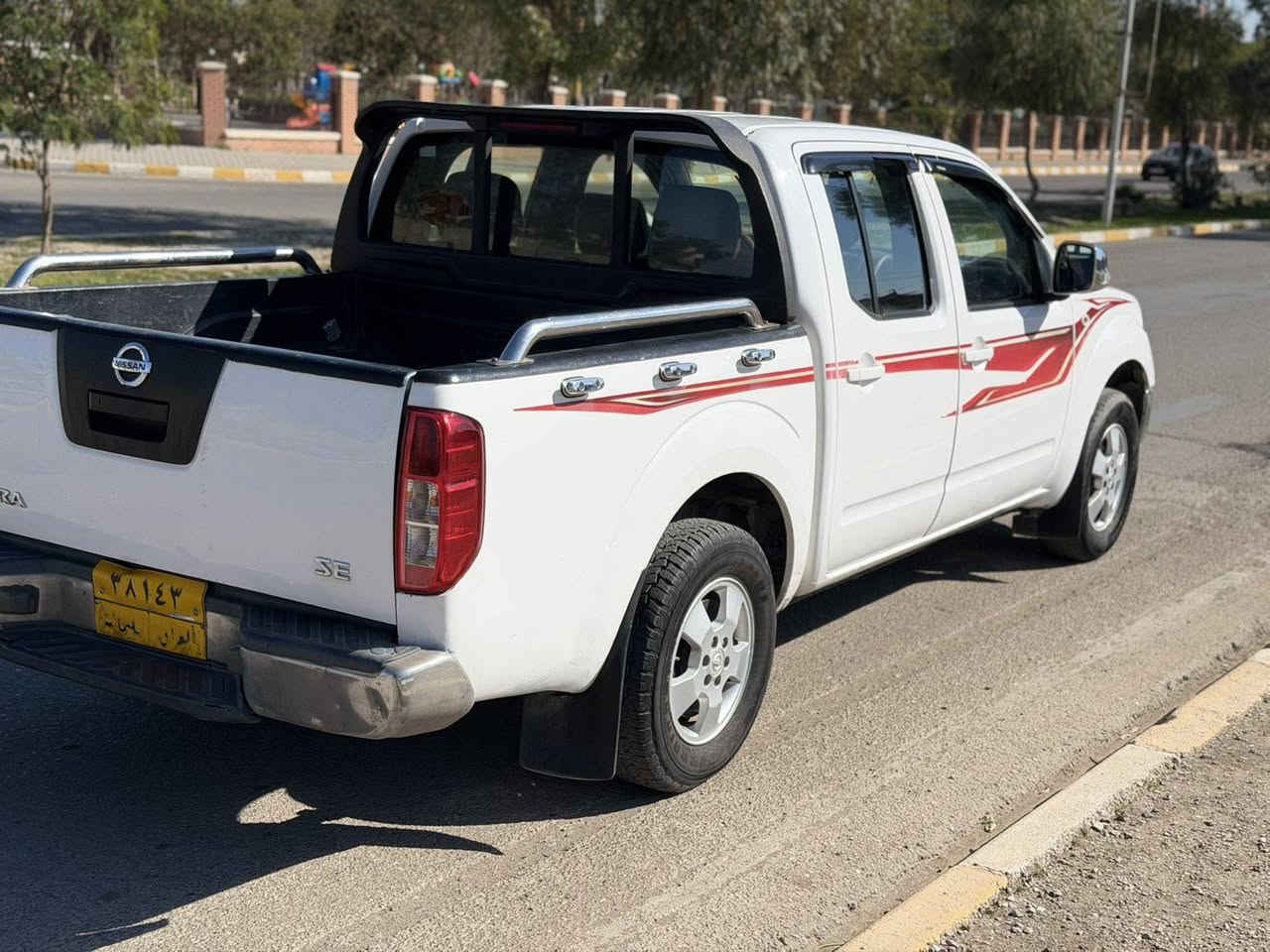 نيسان نةفارا  موديل 2009ماسفات Seمرغوب  كير عادي 
***********
بدون صربة بدون حادث  قطرة سبوغ مابي كلشي مابي 
سعر  مناسب عنوان  كركوك   

كوردي 

نيسان نةفارا موديل 2009 بي ليدراوا  بي گواراوا سياركا دعامي بوو دعامي بشرط  قطرة سبوغ نيية 
كاردن اكسل كير مكينةي  كارةباي  
 هةموي بةشرط  
شرط تحويا وةكلا 
ماسفات Seمرغوب كير كورتة  
بةشرط شوین كركوك 
***********
*********** كركوك, العراق
