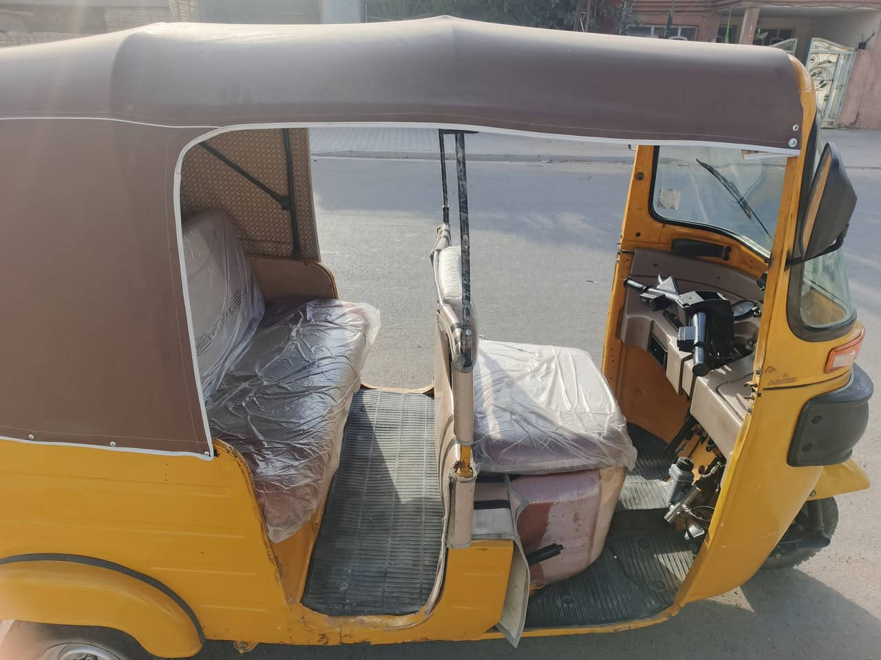 سلام عليكم تكتك للبيع مديل 19 شهر 12 رقم وسنوية بسمي هستوني حولتهة هزة جديدة مكينة اكسل نضيفات تخم تاير وجادر ودوشمة وضفيرة جدد تكتك معمرة بيهة صبغ مكاني الحسينية الراشدية رقمي ***********السعر 6 وبيهة مجال للشراي
