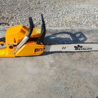 مطور قص أشجار • مستخدم شوي