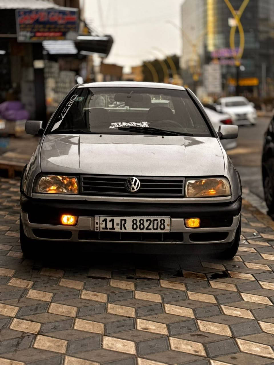 كولف موديل ٩٤ لون سلفر
رقم دولي 
اربعه جام كهرباء  
غرفتها نضيفه 
ترايك للبصره 
كير اوتو 
 كامله سياره مبيها نواقص 
تبريد ثلج شغال
تدفئه شغاله 
مكينه ٢٠٠٠  
صدر امامي خلفي اذاين محرك وكير جدد من حجي ليث 
بكاني بغداد الاعظميه 
معروضه ب ٤٧$ بيها مجال
***********
