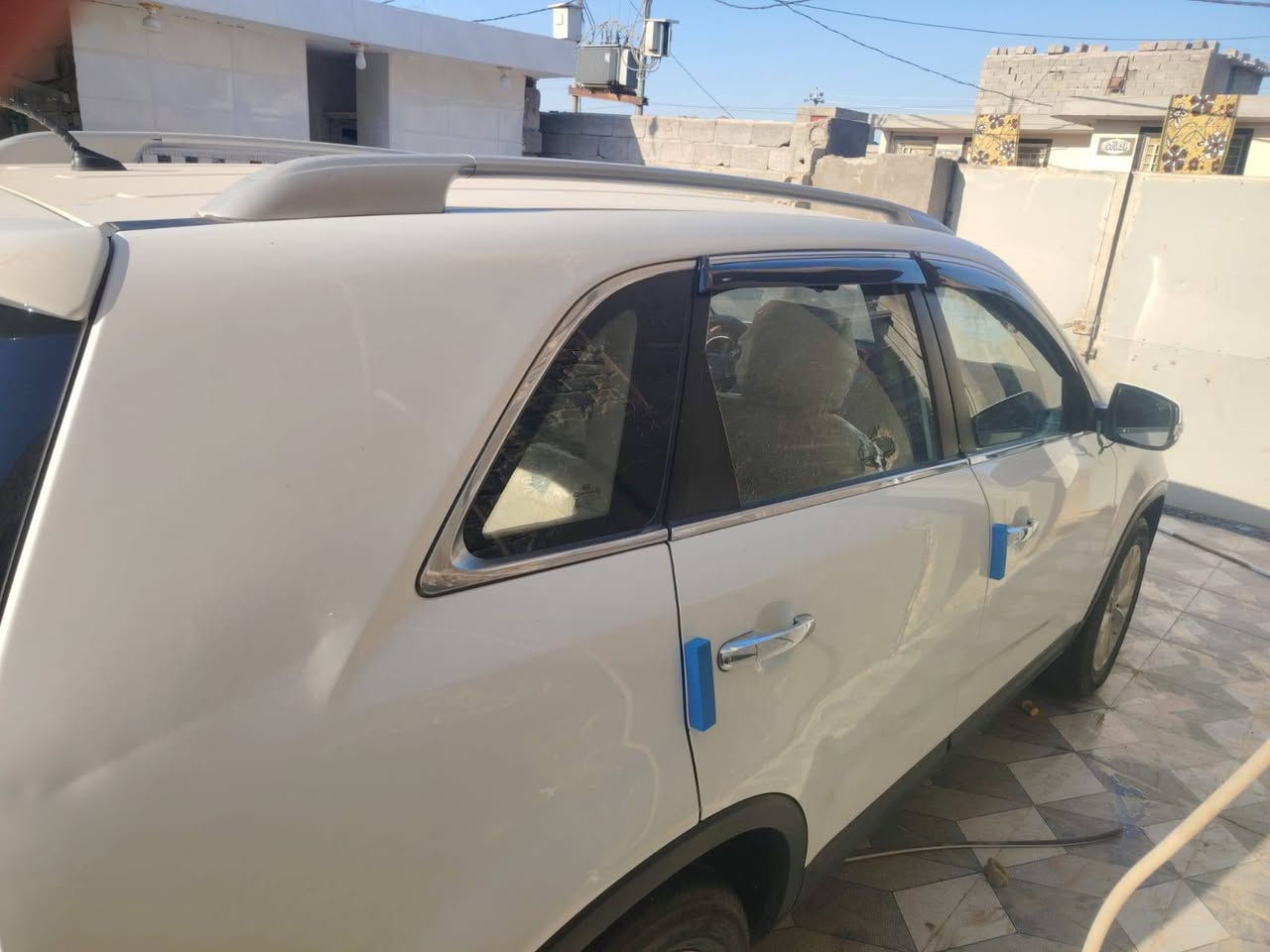 سلام عليكم سورنتو اللبيع مديل 2013  تخم تاير حداديه مكفوله كفاله عامه رقم نگليزي واسط  
*********** وبخدمت الشرااي
