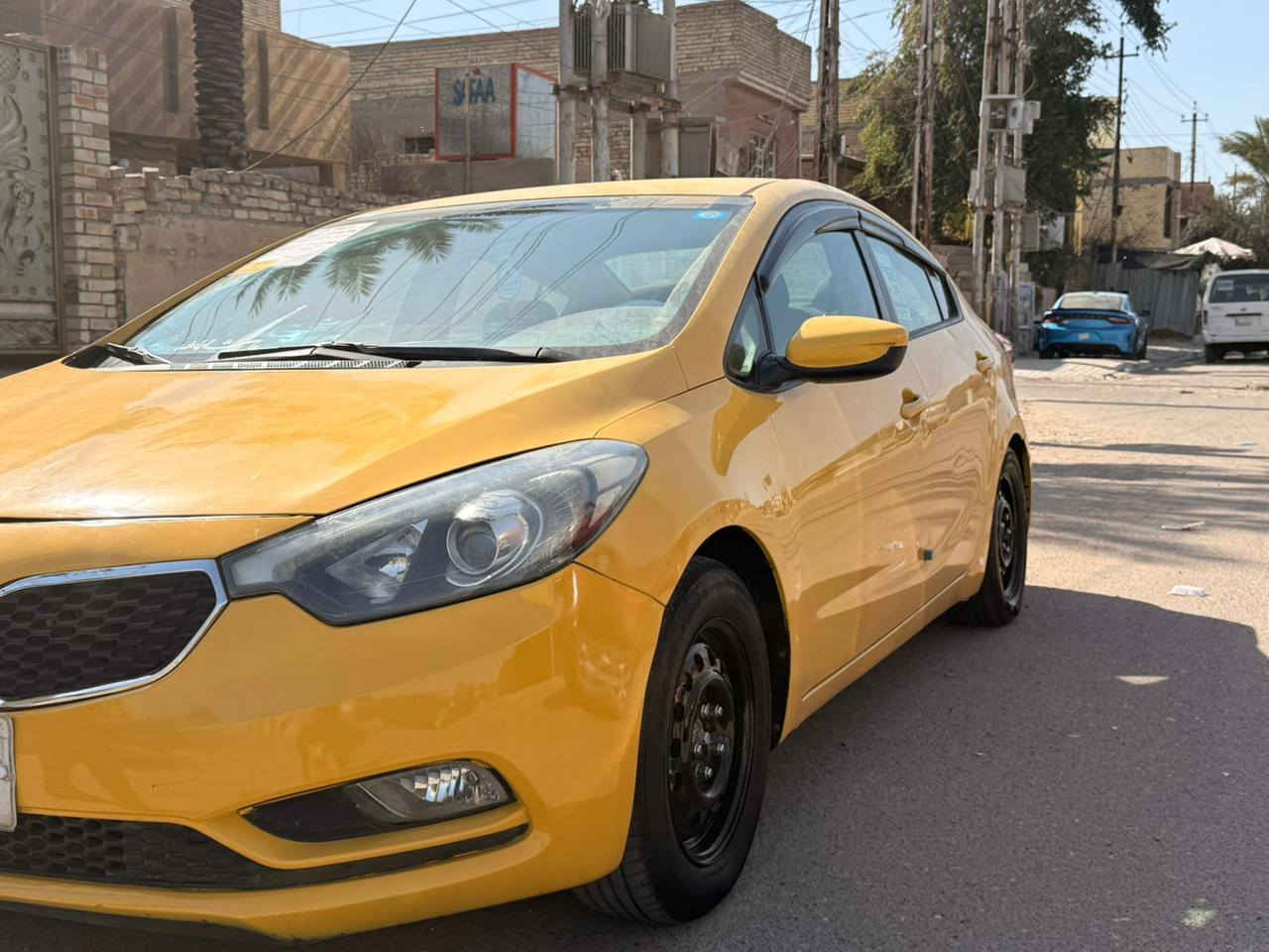 السلام عليكم كيا فؤرتي موديل 14 امريكي حادثه جاملغ امامي مكينه دوش بسمي تحويل ثاني يؤم هزه جديده مصفره هيئه غرامات  سعرها 106مكاني حسينيه راشديه ***********0 تصل ؤبخدمه
