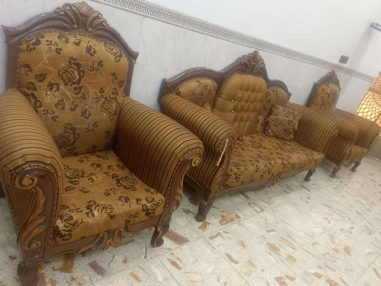 للبيع 10 مقاعد خشب نظيف 200 وبي مجال


**إذا كنت صاحب هذا الإعلان وتريد حذفه لأي سبب، رجاءا أرسل رسالة إلى الدعم الفني**