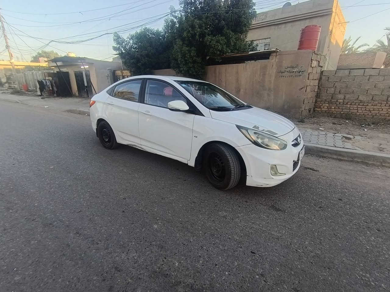 اكسنت 2011 خليجي بغداد رقمهه حلو هزه جديد سنويه 2028 باسمي .
جاملع خلفي صبغ وامامي صبغ وبارد بصندوك
  مكينه 1600 دبل قطره.
ماشيه 166 سياره كامله بدون اي نقص ادامه كامله صدر تايرات كهرباييات كله ممتاز وبلادي 
مكاني بغداد الشعب
سعر 77 بيهه مجال بسيط حك جيه


**إذا كنت صاحب هذا الإعلان وتريد حذفه لأي سبب، رجاءا أرسل رسالة إلى الدعم الفني**