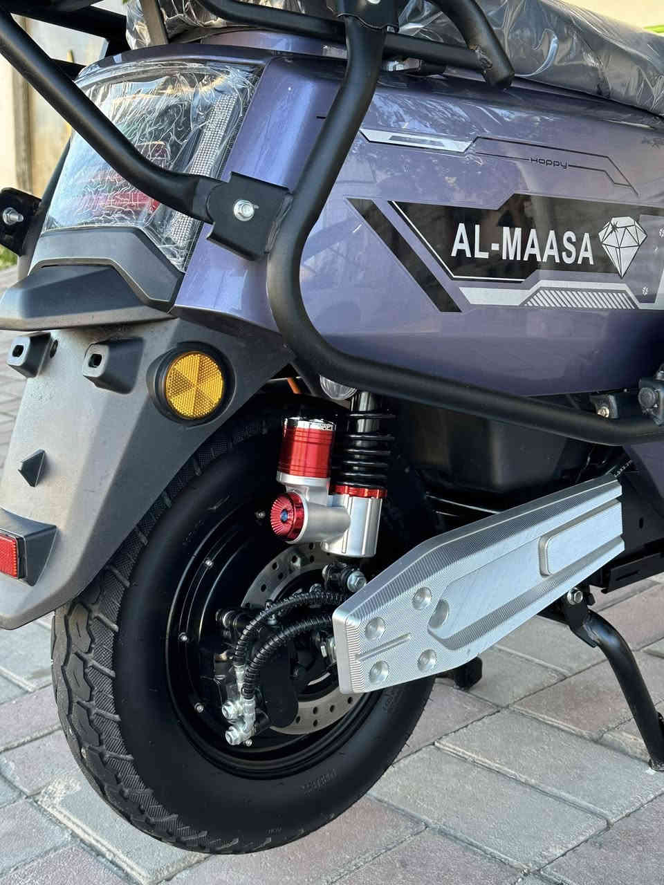 السلام عليكم دراجة شحن سكنس الماسة للبيع موديل ٢٦ الدراجة جديدة صار خمسة ايام ساحبهة من الجمعية مواصفات الدراجة ٤ سرعات ٦بطاريات لايت لد اربع اشاير بلوتوث السعر اتصل علة الرقم ***********‏
