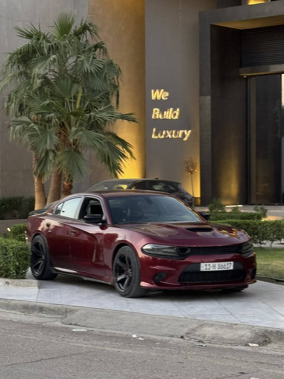 السلام عليكم للبيع فقط 
جارجر 
موديل 2017 
رقم بغداد
فئتها R/T 
مكينه 5700 (مبرمجه 6400 كزوز فقط)
السياره فول مواصفات عده الفتحه 
خزن ميموري
حساسات اماميه
حساسات خلفيه 
تدفئه تبريد كشنات 
منضومه تبريد تدفئه 
تخم تاير جديد 
سستم صوت كامل 
السياره جديده و متعوب عليها 
حادثها مرفق بالمنشور 
السعر 218 و بيها مجال 
مكان السياره بابل 
***********
***********
