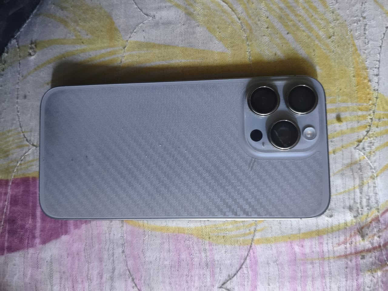 ايفون 15 بروه ماكس البيع ***********
