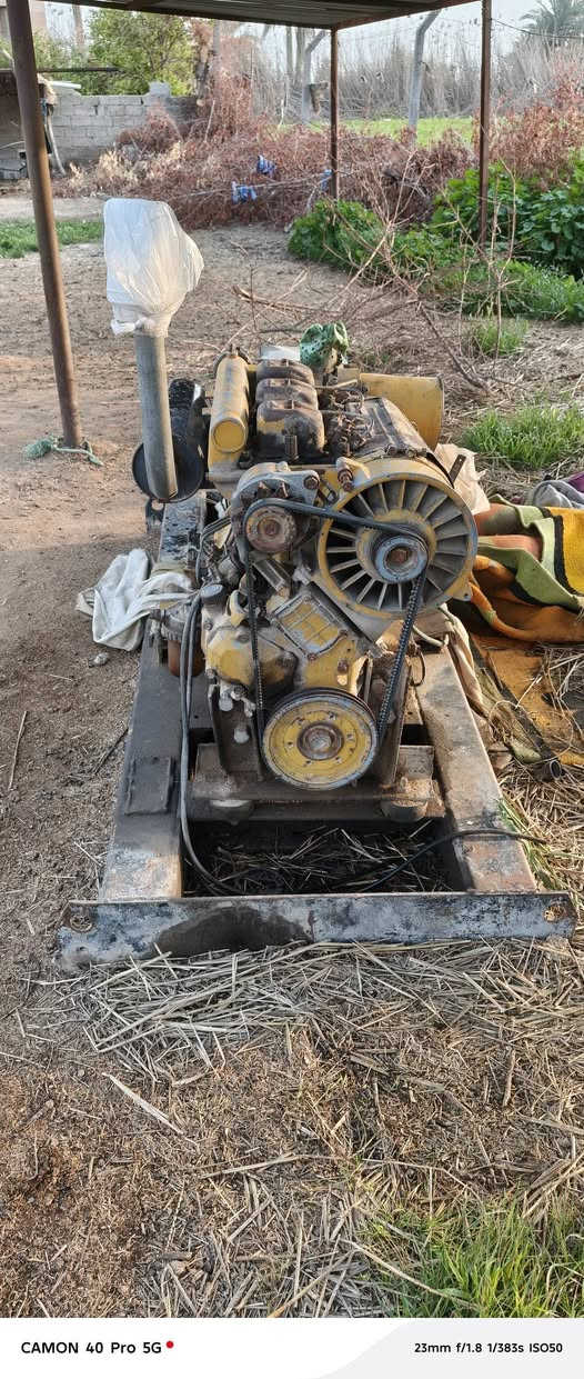 مولد نوع  اسبان الماني 100 امبير 25 كيفي شغال نقص باتري فقط 
‏‪***********‬‏
