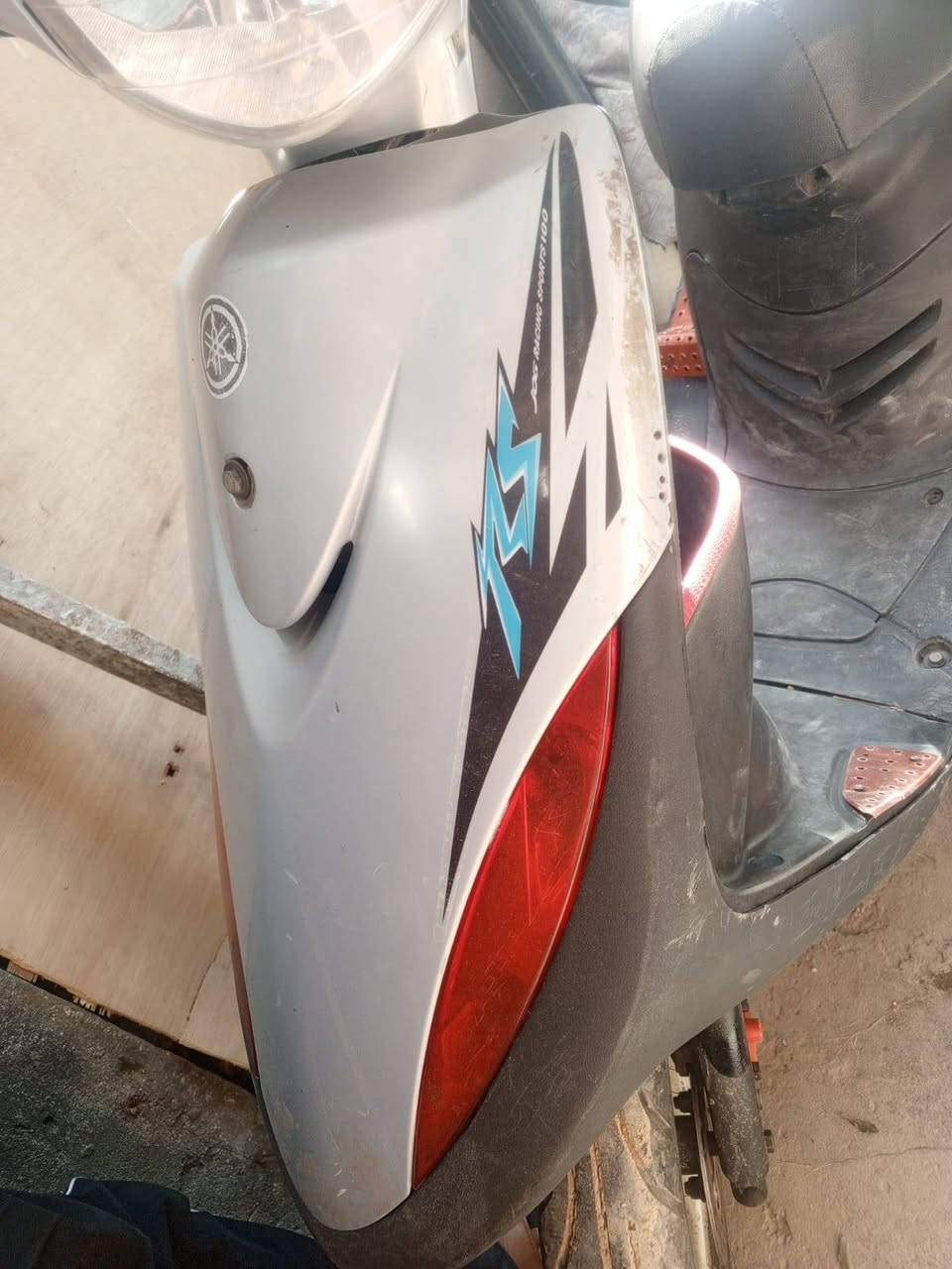 دراجه ماكس عدله سعرهة 450 بيهة مجال شي بسيط مكينه مفتوحه معدل 80 تجي تفحص تقتنع تشوف خيرهة ***********
