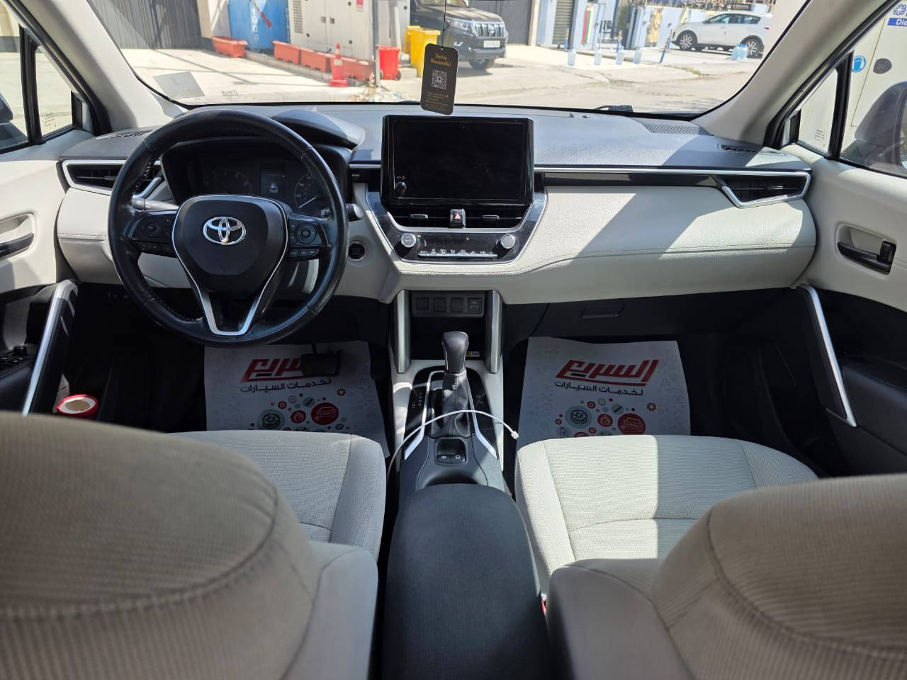 السلام عليكم للبيع كورلا كروز LE 2023 وارد امريكي رقم بغداد حادث جاملغ بارد وبنيد صبغ ايرباك ستيرن وبردة فقط ماشيه 45 مايل 
مكان السيارة بغداد حي الجامعة 
للاستفسار *********** واتساب فقط
