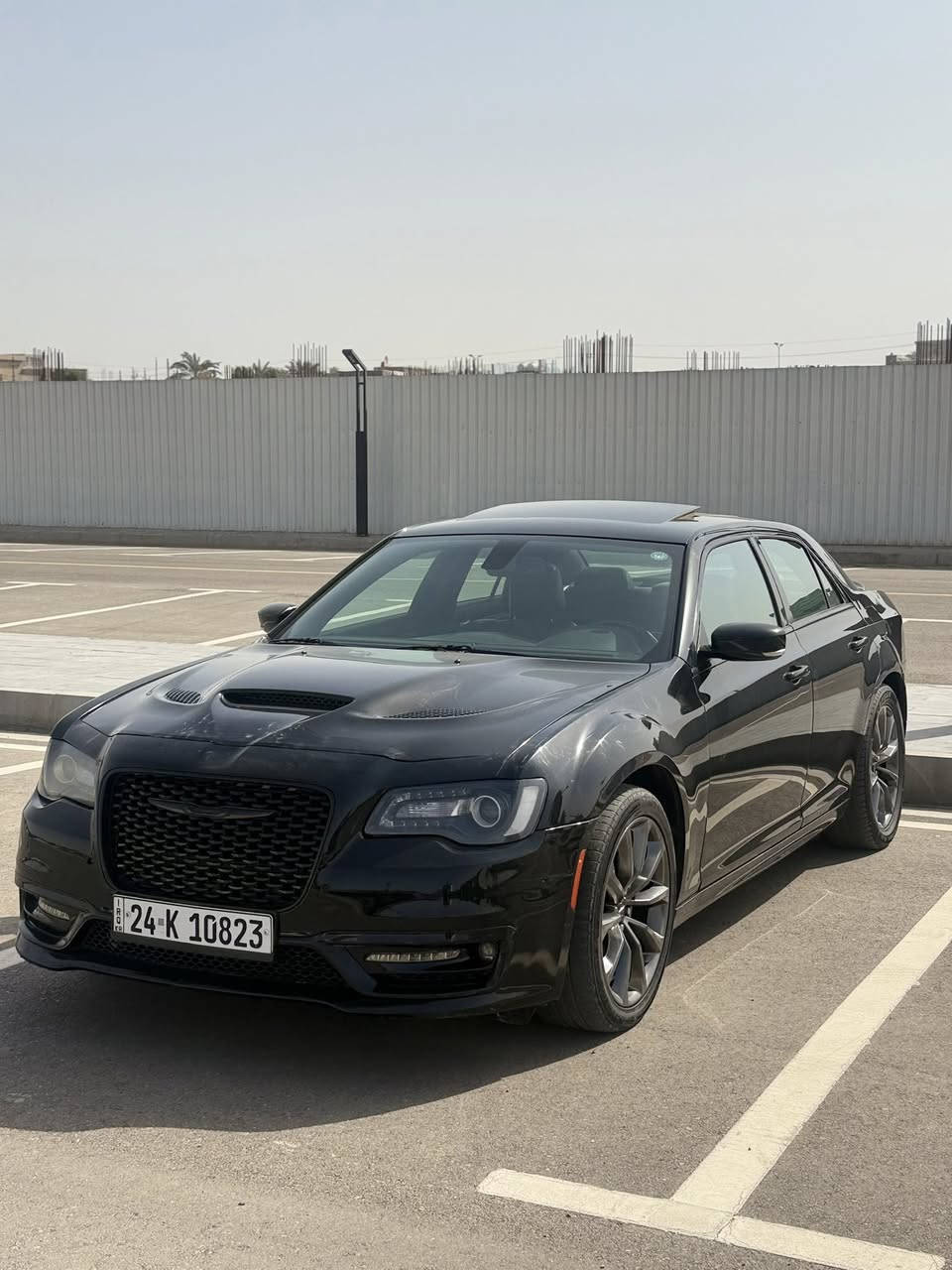 اوباما 2021 RT محرك 5700
السيارة فول مواصفات 1/1
شاشة جبيرة
رادار جانبي وحساسات خلفيه
بنراما
ماشيه 66 الف مكينه وكير بلاد 
ضررها بنيد + جاملغ وجاملغ خلفي صبغ 3 قطع

رقم دهوك سنويه باسمي 

السعر 245 ورقه وبيها مجال
بغداد حي البنوك / ***********
