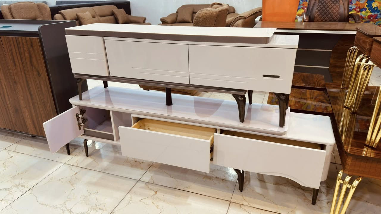 ميز بلازمه 
مجمع حسينً الحسناوي 
***********
