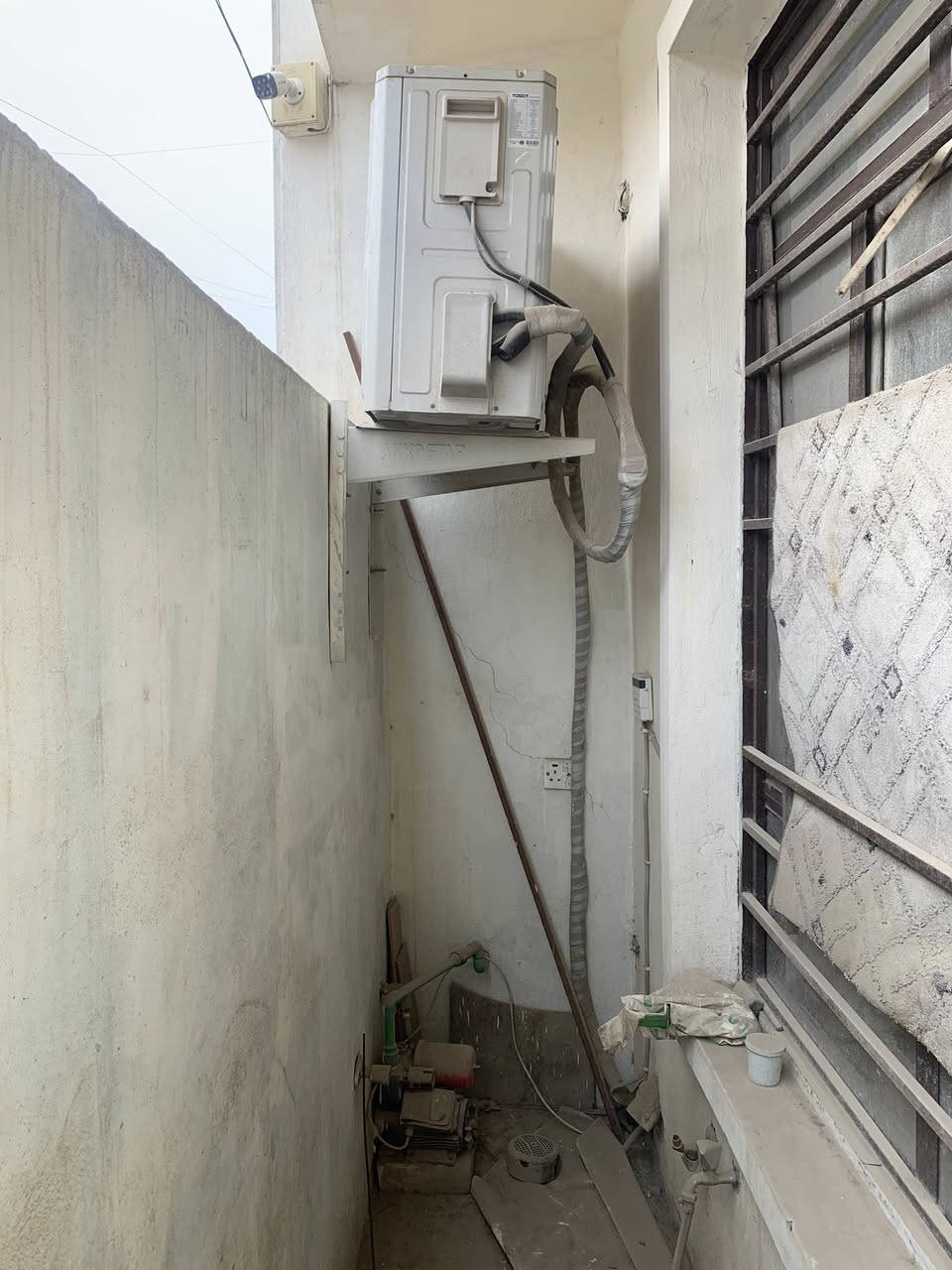 سبلت كنتوري توسوت ٢ طن انتاج ٢٤
مكاني ابو دشير
للاستفسار ***********
