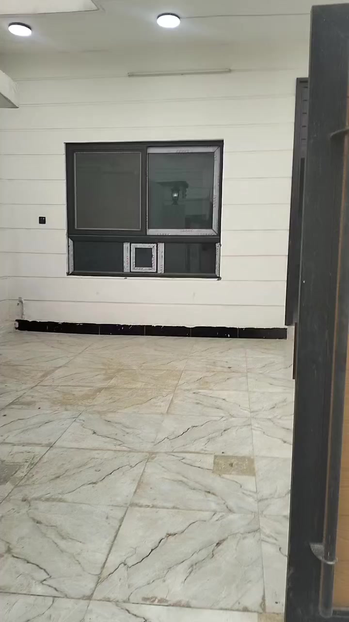 دار للايجار 💥
مساحة 100💯
طابق ونص 🏬
صفر🔥
الموقع حزيران 🇮🇶
سعر الايجار 250 قفل 💵
***********☎️
او مراجعه مكتب جنة الفردوس2 🏫
نستقبل كافة عروضكم من قطع اراضي ودور سكنية وايجارات👑
