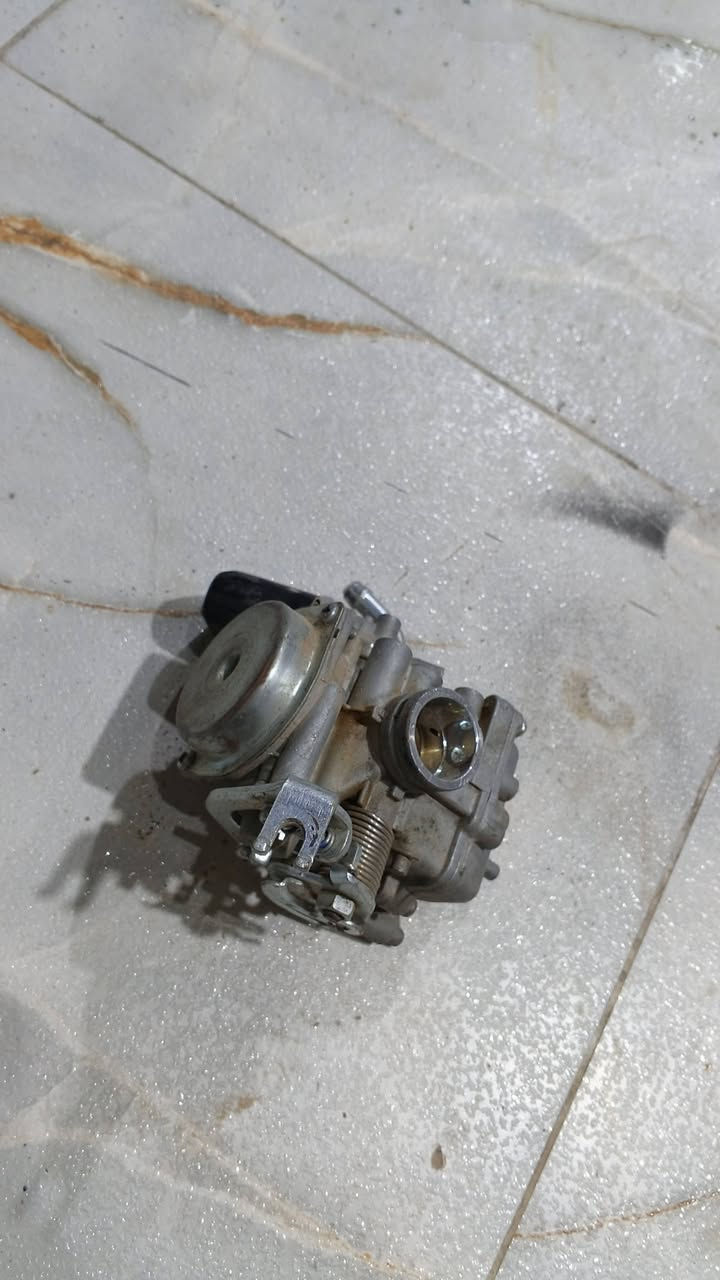 غراض للبيع كله شغاله 

كزوز رياضي فقط كاص البوريه وماخذه

جوزه شغاله 

لايت زنون عالي وناصي شغال

راجز مال تفصيخ اثنين

كابريته 

غراض تفصيخ


**إذا كنت صاحب هذا الإعلان وتريد حذفه لأي سبب، رجاءا أرسل رسالة إلى الدعم الفني**