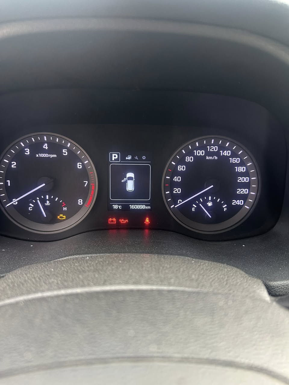 السلام عليكم
توسان خليجي 

موديل 2018

فوال عده البصمه 

بدون حادث 

العنوان:بغداد اليوسفيه يم سيطره 75 مداخل بغداد 

معرض الامير لتجاره السيارات 

الاتصال :***********
***********
