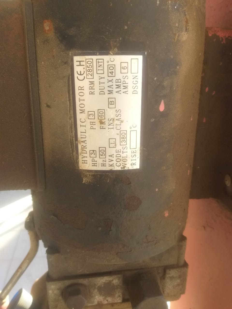 سلام عليكم اخوان عندي هاذة الرافعه ترفع السيارة بل كامل اهل المصالح فيتر حداد محطه مال غسل كلشي تشتغل 

مكاني ديالئ بعقوبه الصناعه الثانيه  اي استفسار اتصال ع رقم 

مكلف بل نشر لا تدخل تراسلني كلشي ماعرف عنه

*********** غزوان
