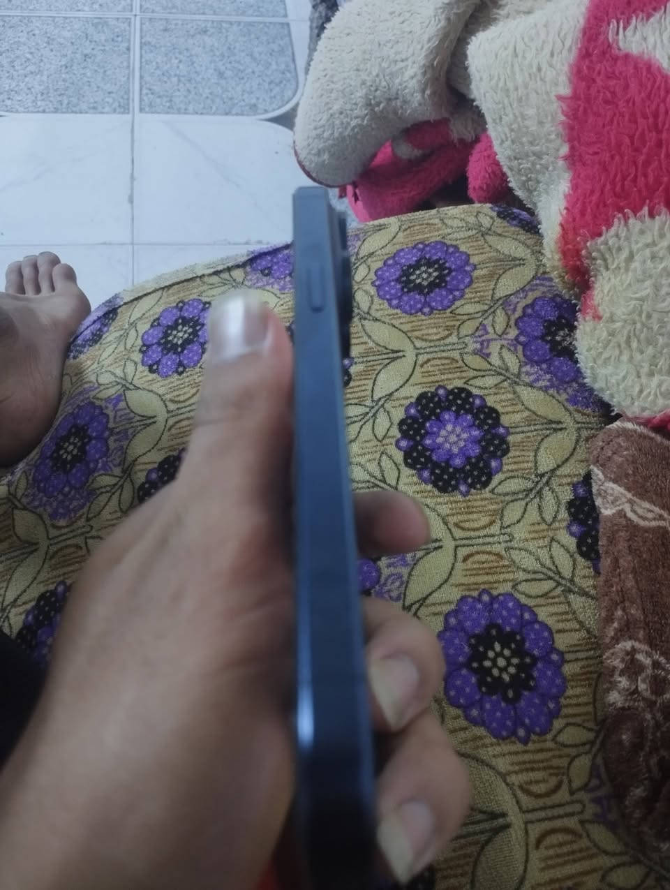 سلام عليكم ايفون 15برو ماكس بطاريه 94 ذاكرة 256
 كارتونه موجود التليفون كفاله عامه مراوس ب 16  وابيع 1100 وبي مجال مكاني البصرة الجزيره  ***********
